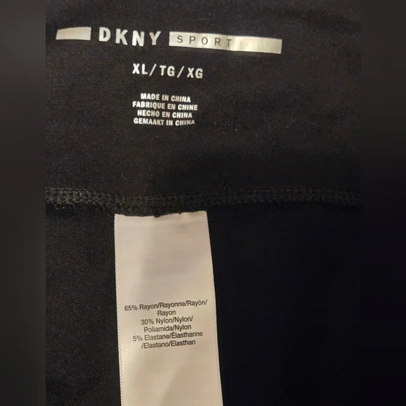 NWT DKNY Sport Straight Leg Leggings Women's Color Black Size XL